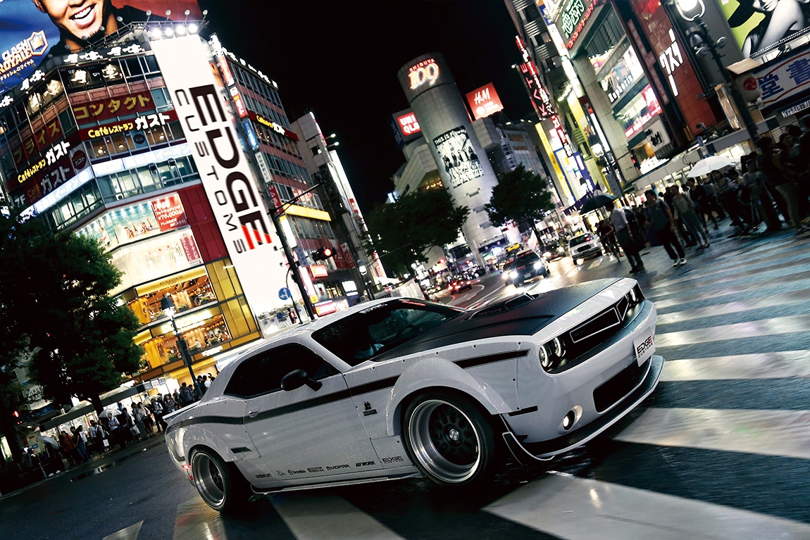 EDGE CUSTOMS Dodge Challenger R